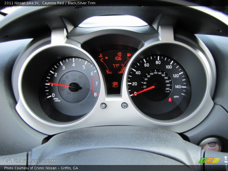 Cayenne Red / Black/Silver Trim 2011 Nissan Juke SV