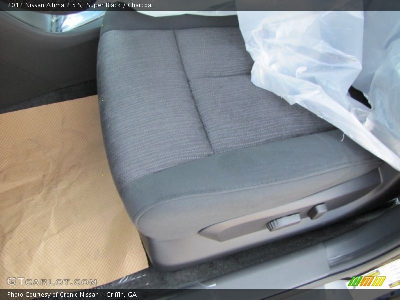 Super Black / Charcoal 2012 Nissan Altima 2.5 S