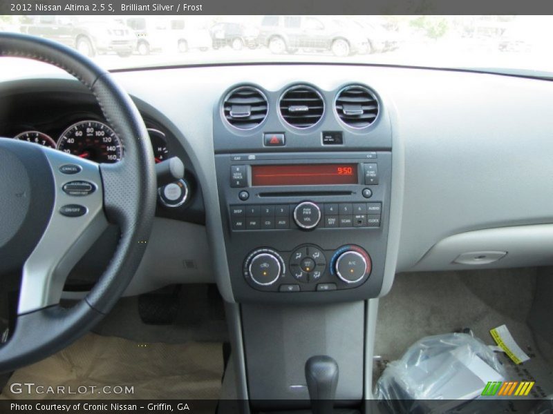 Controls of 2012 Altima 2.5 S