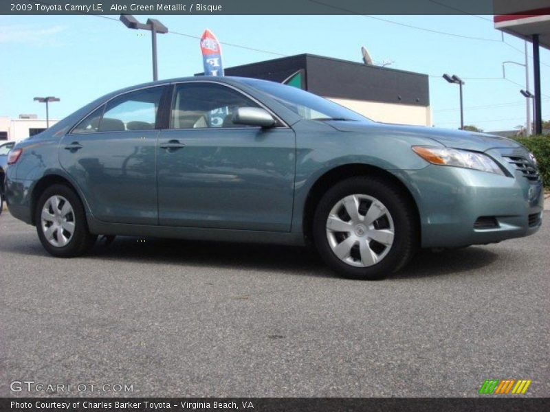 Aloe Green Metallic / Bisque 2009 Toyota Camry LE