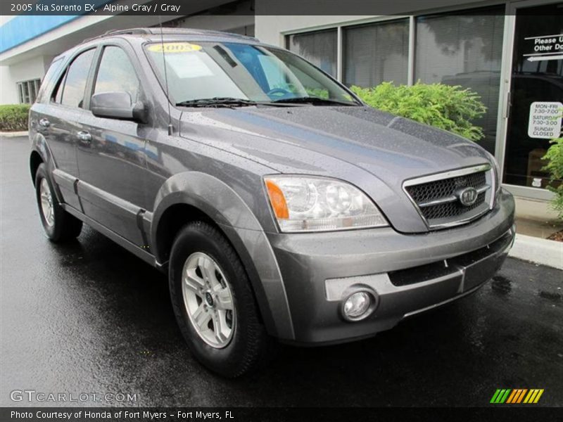 Alpine Gray / Gray 2005 Kia Sorento EX