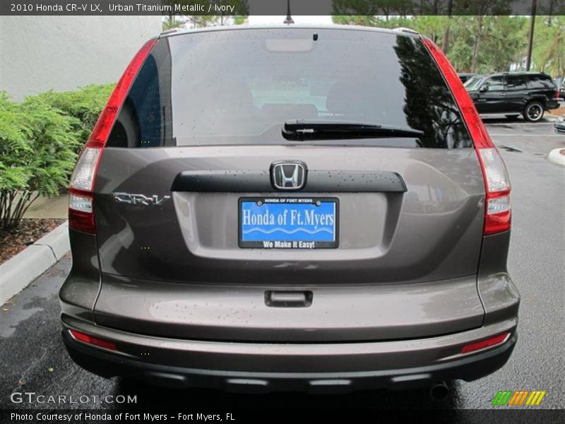 Urban Titanium Metallic / Ivory 2010 Honda CR-V LX