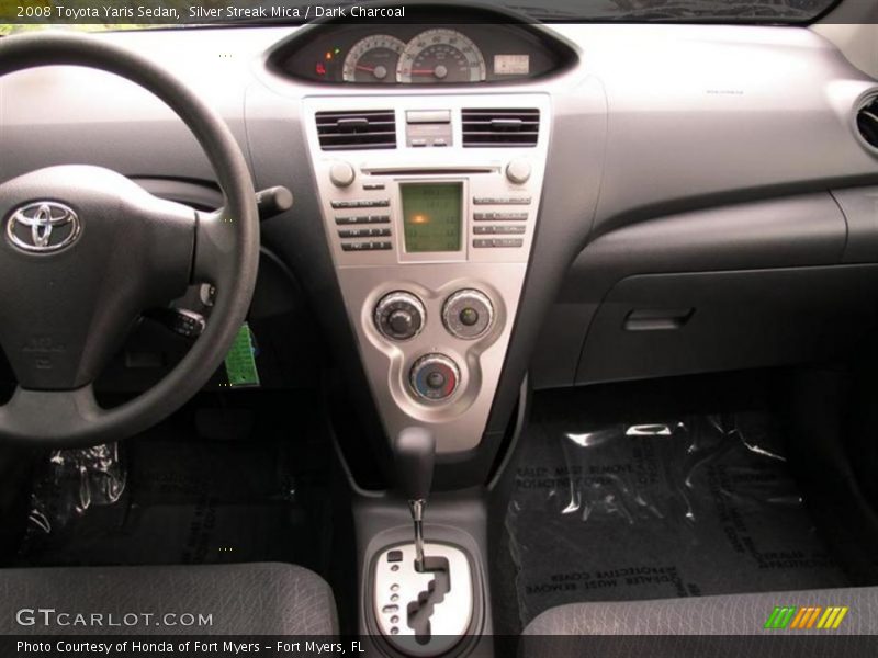 Silver Streak Mica / Dark Charcoal 2008 Toyota Yaris Sedan