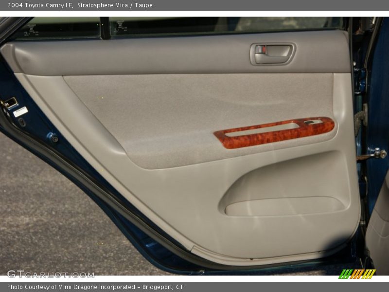 Stratosphere Mica / Taupe 2004 Toyota Camry LE