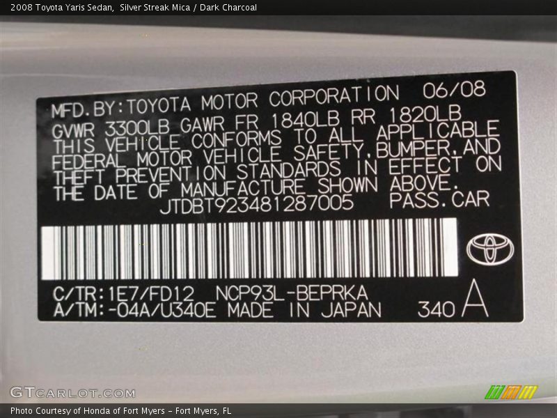 Silver Streak Mica / Dark Charcoal 2008 Toyota Yaris Sedan