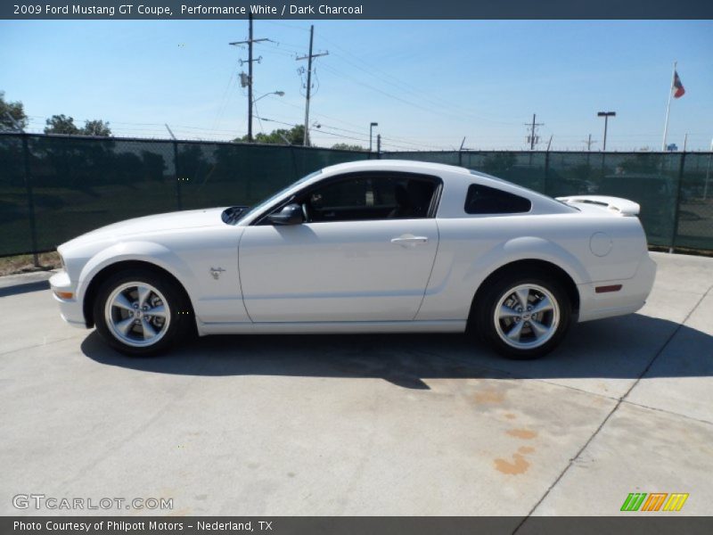 Performance White / Dark Charcoal 2009 Ford Mustang GT Coupe