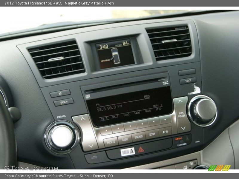 Controls of 2012 Highlander SE 4WD