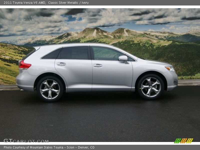 Classic Silver Metallic / Ivory 2011 Toyota Venza V6 AWD