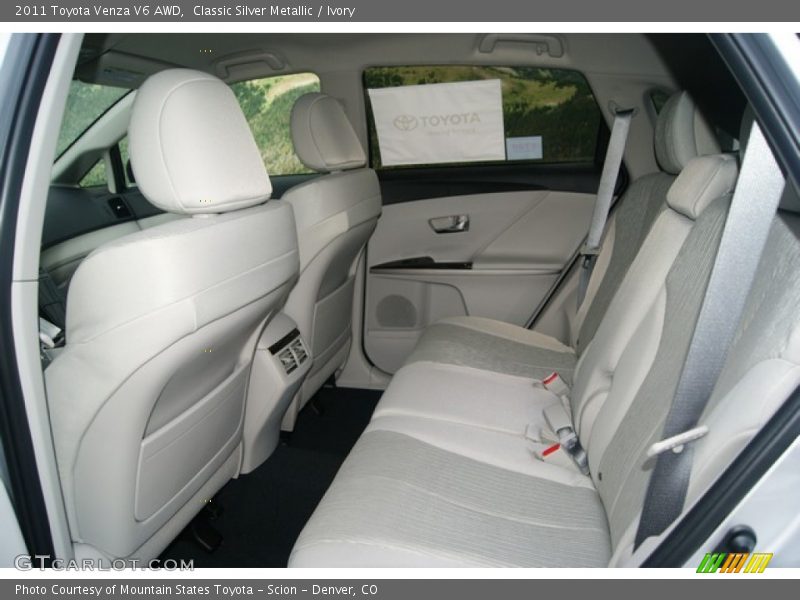 Classic Silver Metallic / Ivory 2011 Toyota Venza V6 AWD