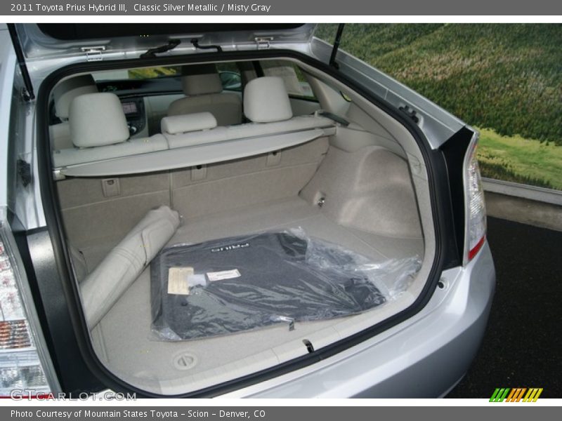 Classic Silver Metallic / Misty Gray 2011 Toyota Prius Hybrid III