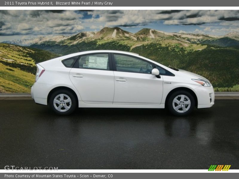 Blizzard White Pearl / Misty Gray 2011 Toyota Prius Hybrid II