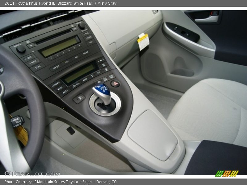 Blizzard White Pearl / Misty Gray 2011 Toyota Prius Hybrid II