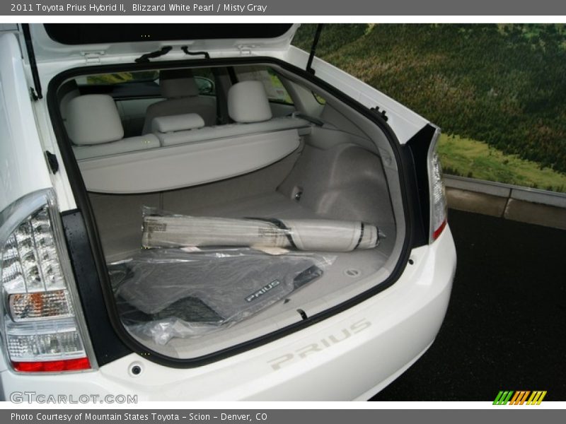 Blizzard White Pearl / Misty Gray 2011 Toyota Prius Hybrid II