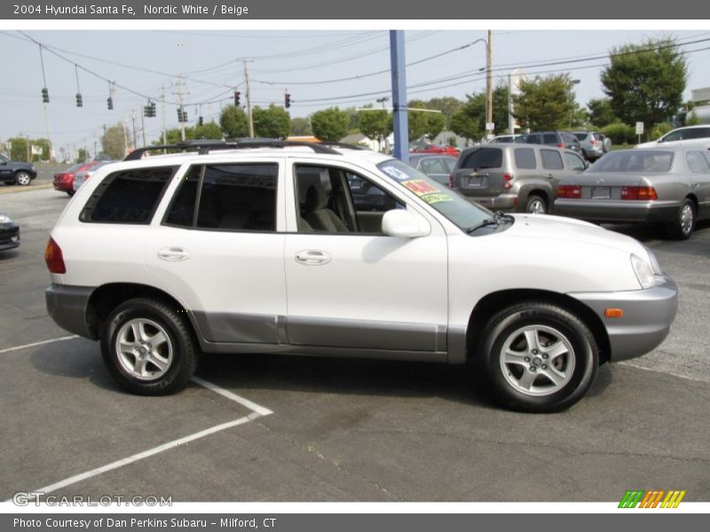 Nordic White / Beige 2004 Hyundai Santa Fe