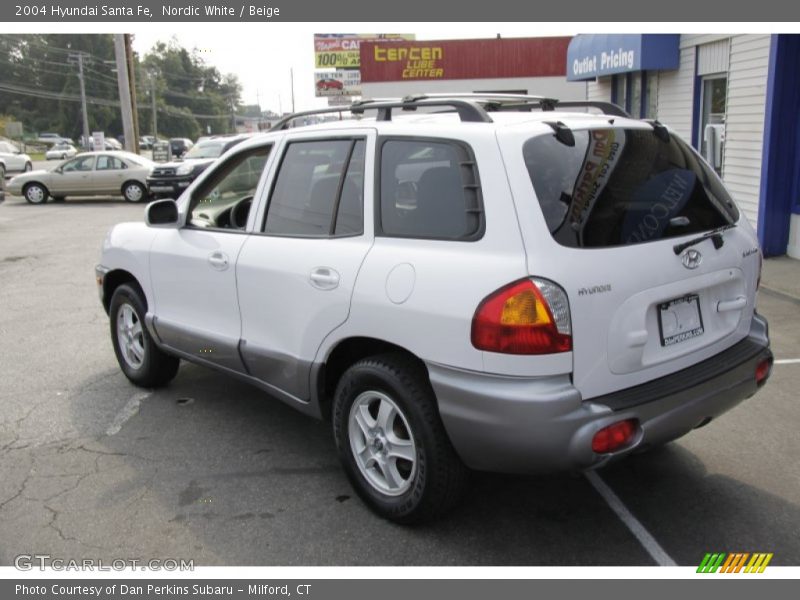 Nordic White / Beige 2004 Hyundai Santa Fe