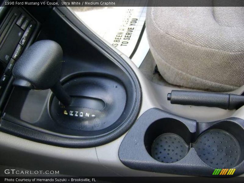 Ultra White / Medium Graphite 1998 Ford Mustang V6 Coupe