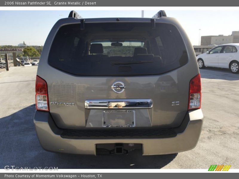 Granite Metallic / Desert 2006 Nissan Pathfinder SE
