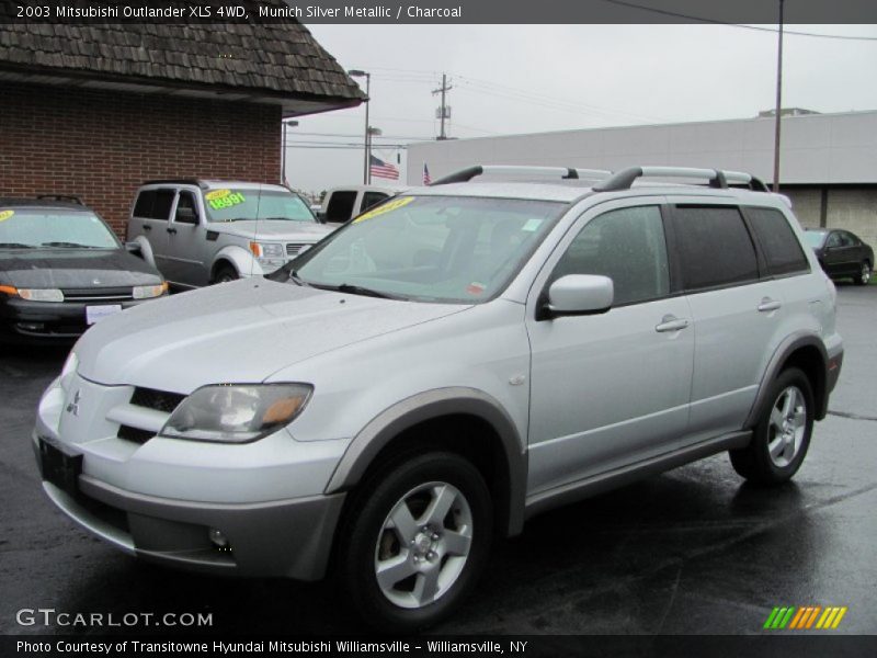 Munich Silver Metallic / Charcoal 2003 Mitsubishi Outlander XLS 4WD