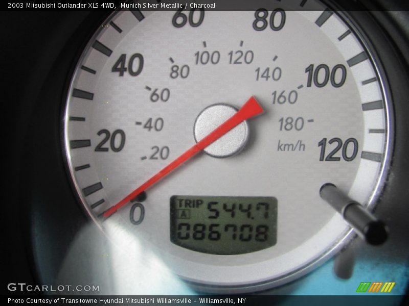 Munich Silver Metallic / Charcoal 2003 Mitsubishi Outlander XLS 4WD
