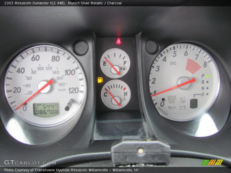 Munich Silver Metallic / Charcoal 2003 Mitsubishi Outlander XLS 4WD
