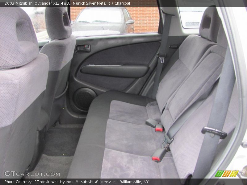 Munich Silver Metallic / Charcoal 2003 Mitsubishi Outlander XLS 4WD
