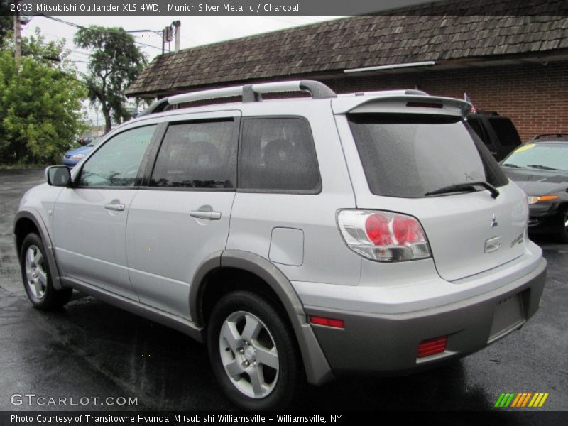 Munich Silver Metallic / Charcoal 2003 Mitsubishi Outlander XLS 4WD