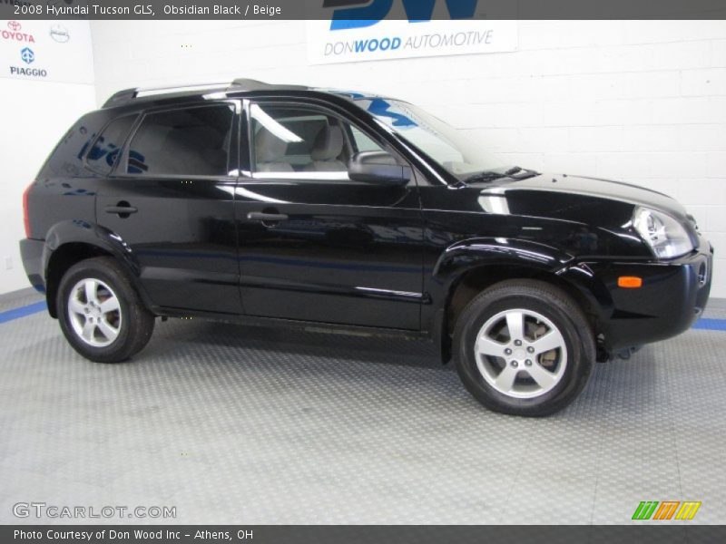 Obsidian Black / Beige 2008 Hyundai Tucson GLS