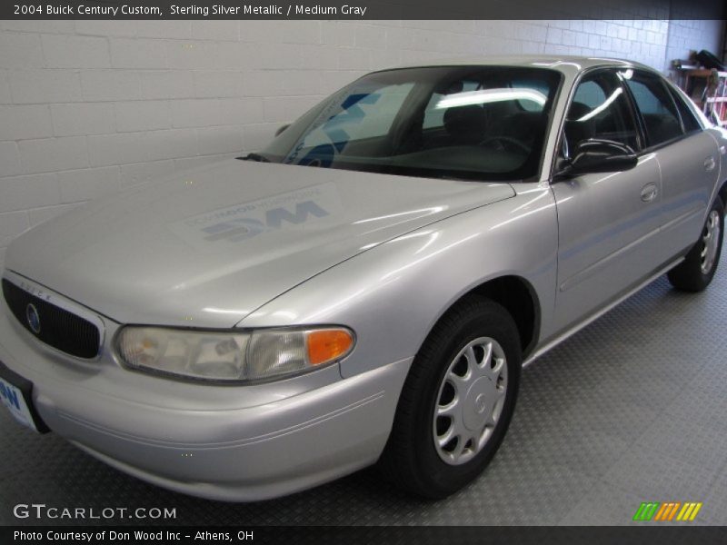 Sterling Silver Metallic / Medium Gray 2004 Buick Century Custom