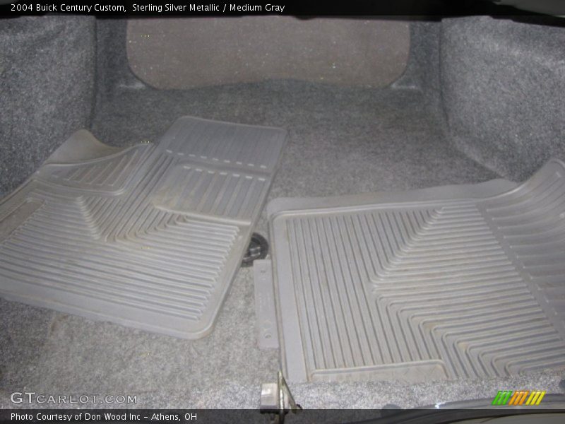 Sterling Silver Metallic / Medium Gray 2004 Buick Century Custom