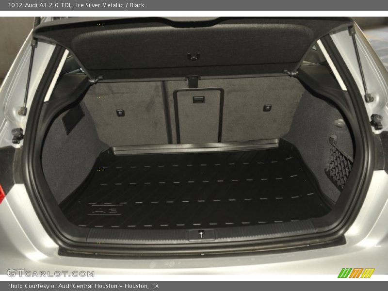  2012 A3 2.0 TDI Trunk