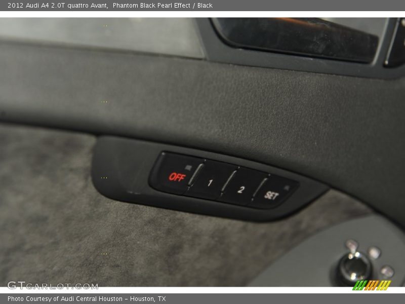 Phantom Black Pearl Effect / Black 2012 Audi A4 2.0T quattro Avant