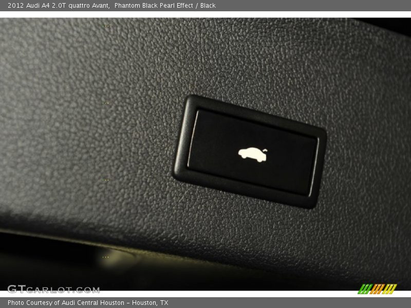Phantom Black Pearl Effect / Black 2012 Audi A4 2.0T quattro Avant