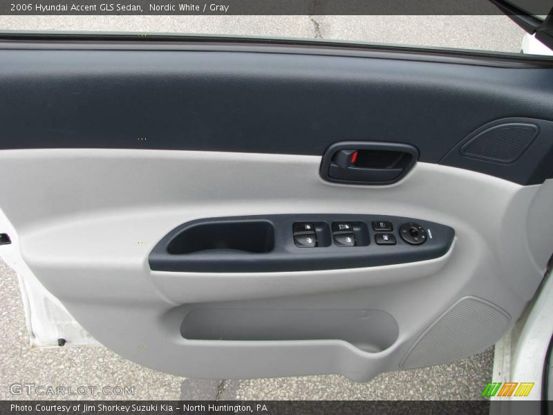 Nordic White / Gray 2006 Hyundai Accent GLS Sedan