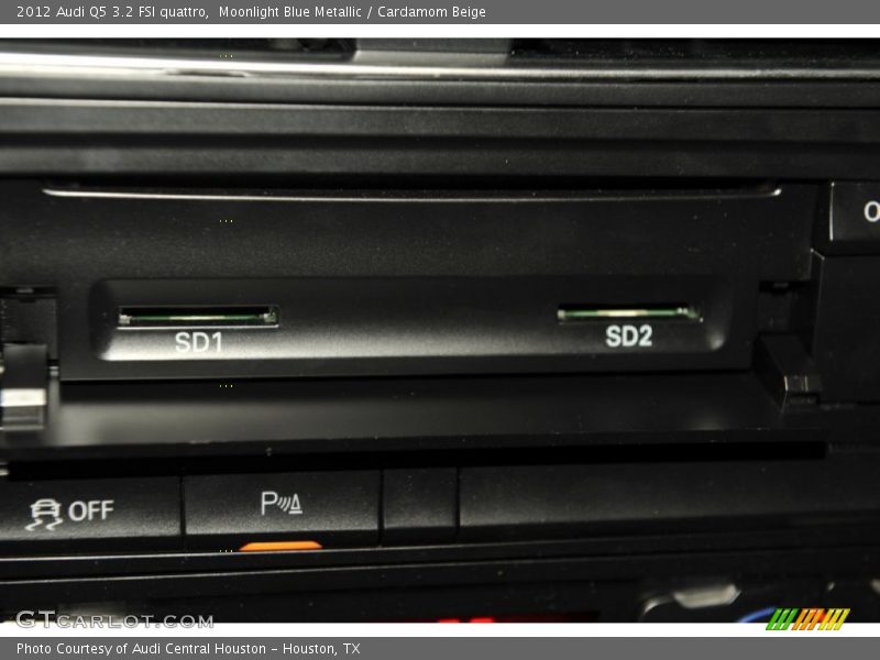 Moonlight Blue Metallic / Cardamom Beige 2012 Audi Q5 3.2 FSI quattro