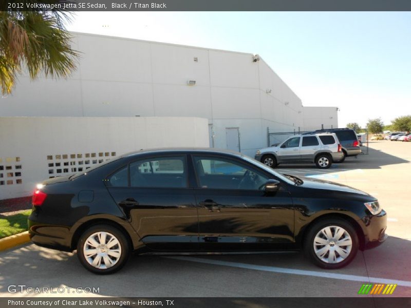 Black / Titan Black 2012 Volkswagen Jetta SE Sedan