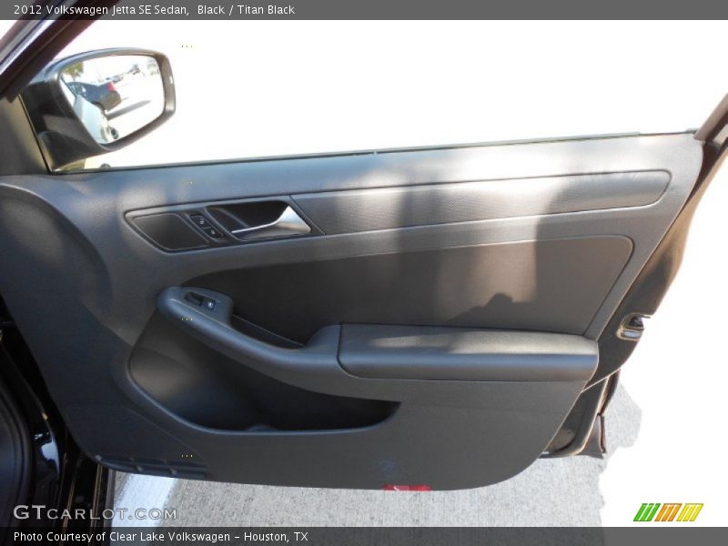 Black / Titan Black 2012 Volkswagen Jetta SE Sedan