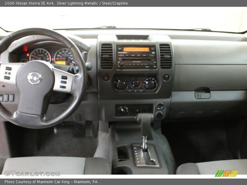 Silver Lightning Metallic / Steel/Graphite 2006 Nissan Xterra SE 4x4
