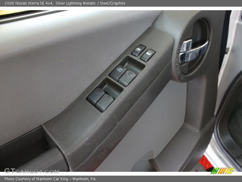 Silver Lightning Metallic / Steel/Graphite 2006 Nissan Xterra SE 4x4