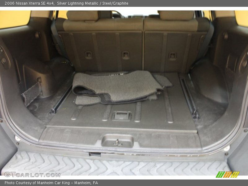 Silver Lightning Metallic / Steel/Graphite 2006 Nissan Xterra SE 4x4