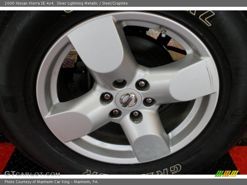 Silver Lightning Metallic / Steel/Graphite 2006 Nissan Xterra SE 4x4