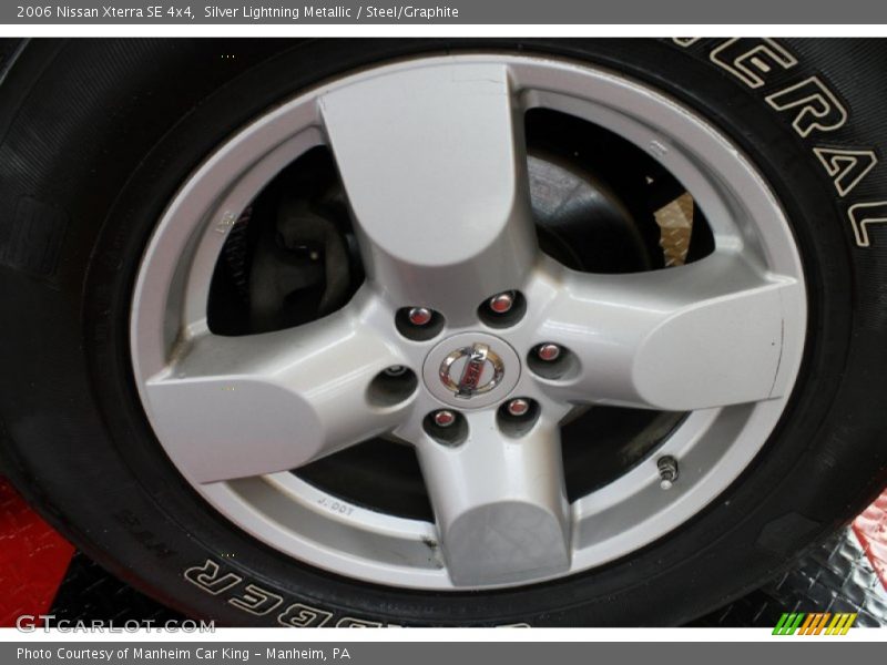 Silver Lightning Metallic / Steel/Graphite 2006 Nissan Xterra SE 4x4