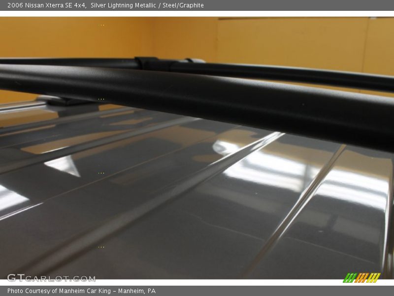 Silver Lightning Metallic / Steel/Graphite 2006 Nissan Xterra SE 4x4