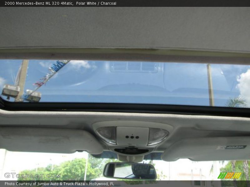 Polar White / Charcoal 2000 Mercedes-Benz ML 320 4Matic