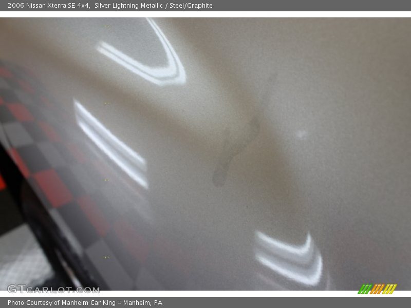 Silver Lightning Metallic / Steel/Graphite 2006 Nissan Xterra SE 4x4
