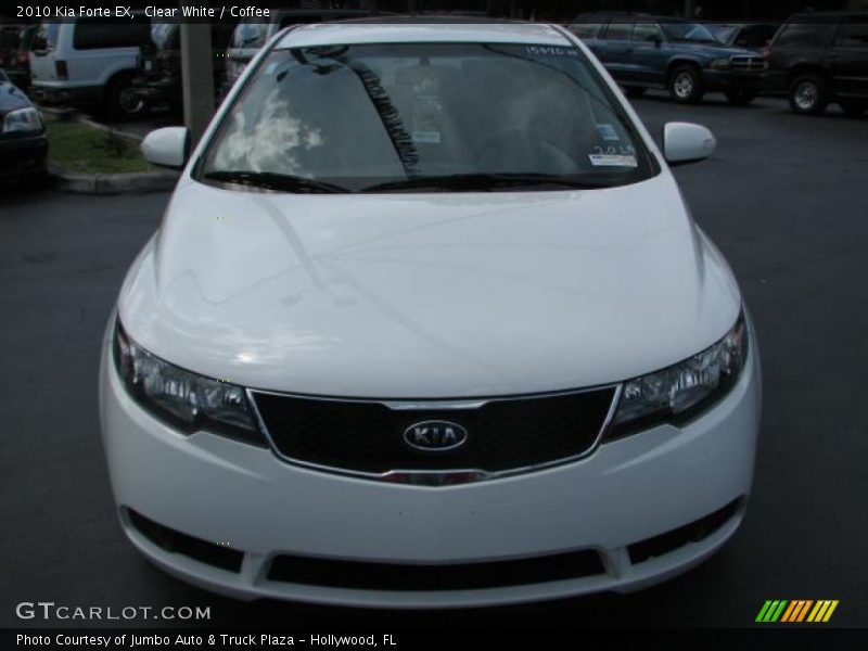 Clear White / Coffee 2010 Kia Forte EX