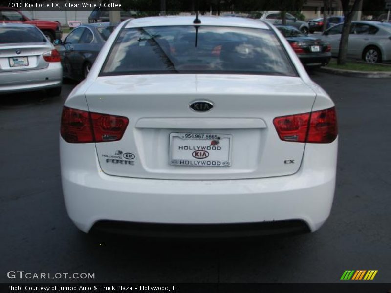 Clear White / Coffee 2010 Kia Forte EX