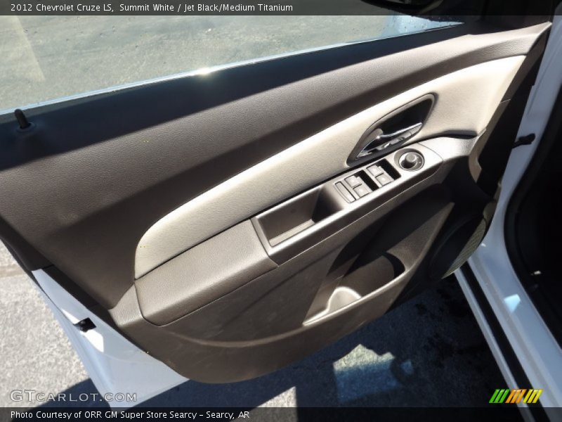 Summit White / Jet Black/Medium Titanium 2012 Chevrolet Cruze LS