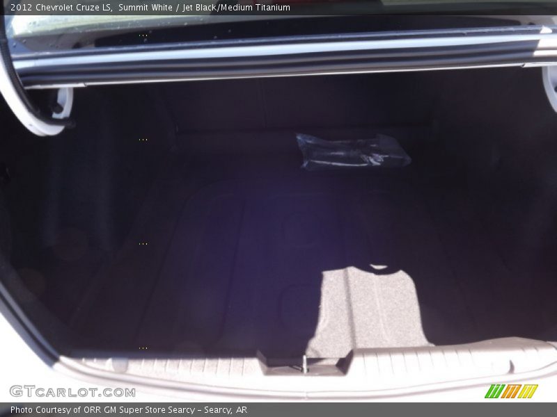 Summit White / Jet Black/Medium Titanium 2012 Chevrolet Cruze LS