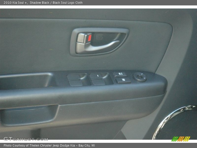 Shadow Black / Black Soul Logo Cloth 2010 Kia Soul +