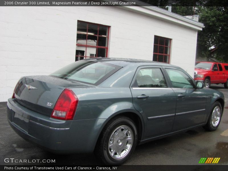 Magnesium Pearlcoat / Deep Jade/Light Graystone 2006 Chrysler 300 Limited